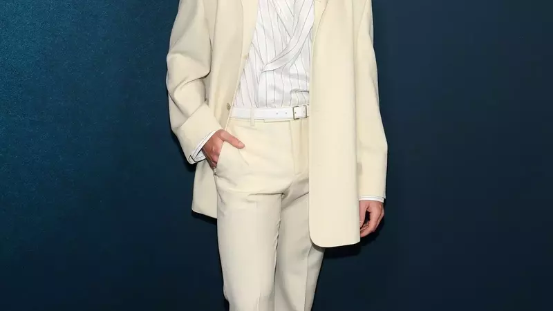 Connor Storrie's Monochromatic Style Triumph at Tiffany & Co. Event