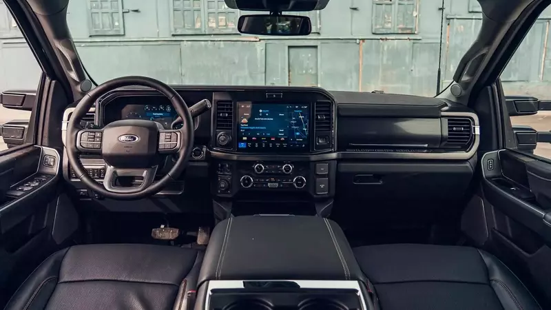 2026 Ford F-250 Super Duty Lariat: A Peek Inside the Luxurious Workhorse