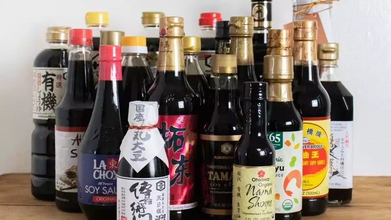 The Culinary Nuances: Understanding Soy Sauce and Tamari
