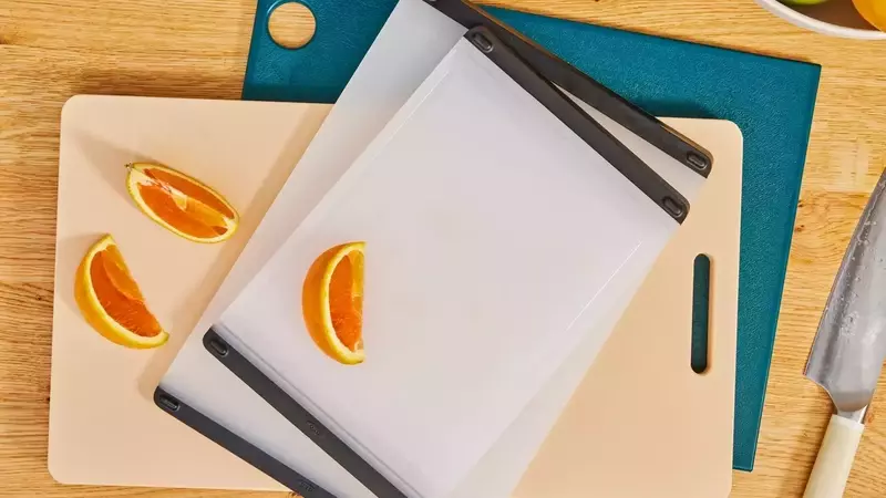 The Best Plastic Cutting Boards for Every Kitchen Need
