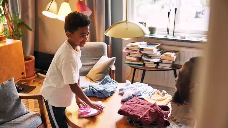 The Ongoing Debate: Do Children Still Contribute to Household Tasks?