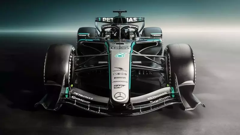 F1 Chief Criticizes Political Influence on Automotive Industry's EV Transition