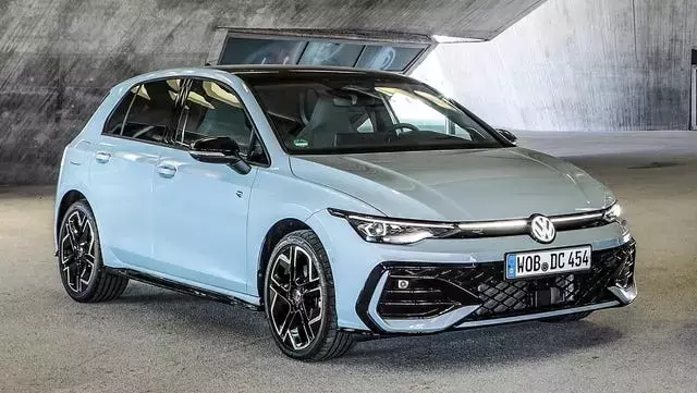 Volkswagen Unveils New Hybrid Golf Model