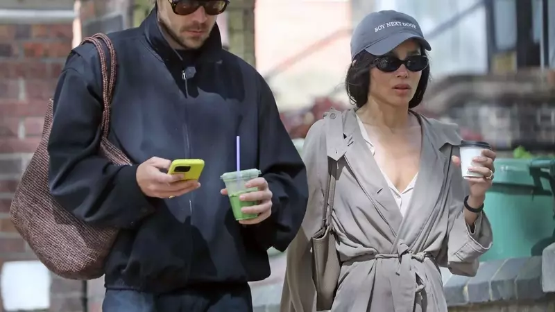 Are Harry Styles and Zoë Kravitz Engaged? Speculation Arises from London Sighting