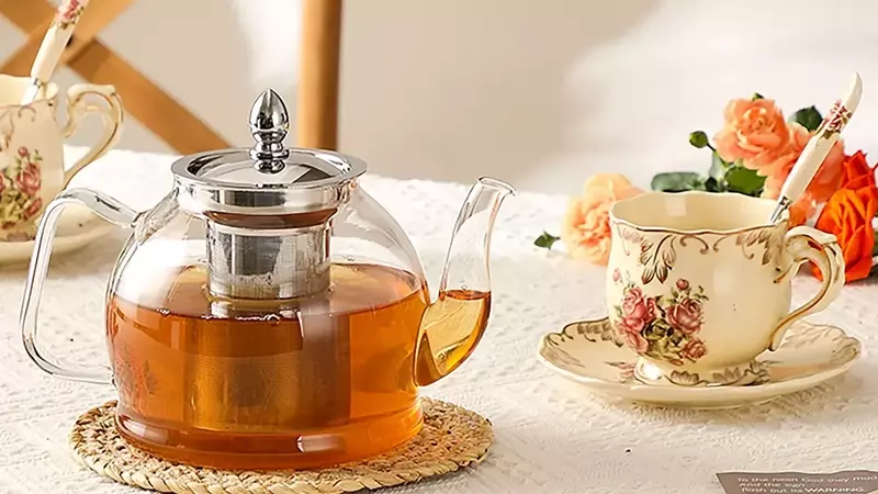 Enhancing Your Tea Experience: Essential Brewing Tools for Health and Flavor