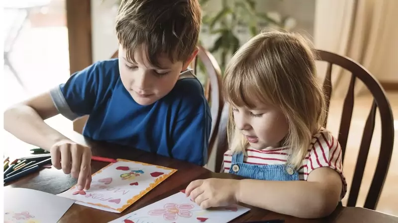 Creative Mother's Day Crafts Kids Can Make