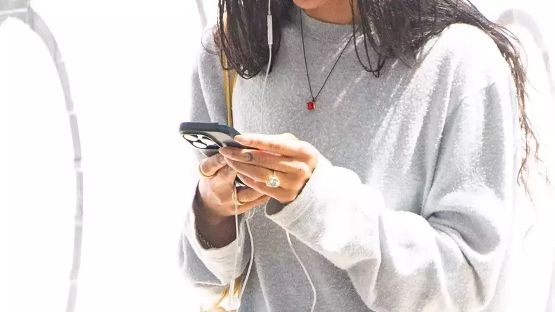 Celebrity Engagement: Zoë Kravitz and Harry Styles to Marry