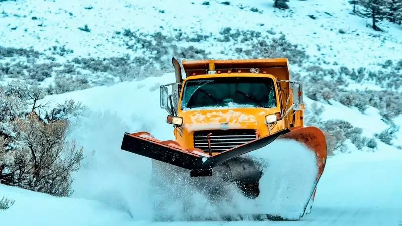 Winter Storm Alert: Heavy Snow and Strong Winds Forecast for Western US