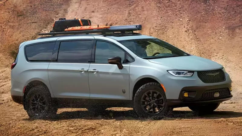 Chrysler Considers Production for Off-Road Pacifica Minivan