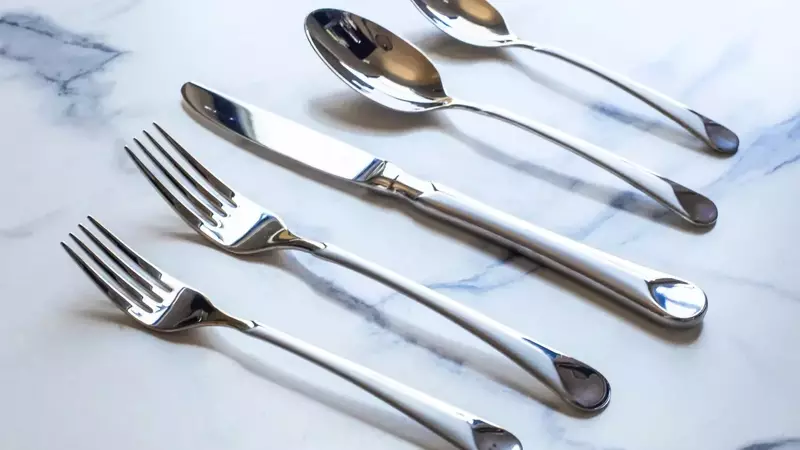 The Ultimate Guide to Choosing the Best Flatware Sets: An Expert Review