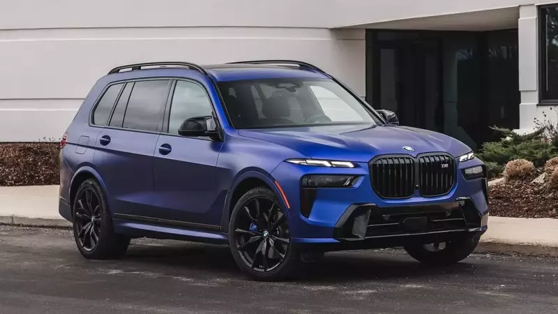2027 BMW X7 Review: Performance, Comfort, and Technology