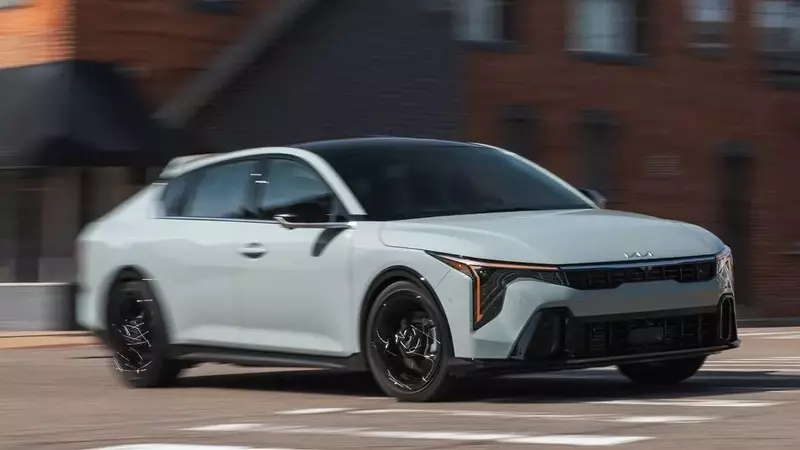 2027 Kia K4: A Compact Car Blending Style and Practicality