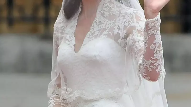 The Royal Wedding Gown: A Detailed Look at Kate Middleton's Iconic Dress