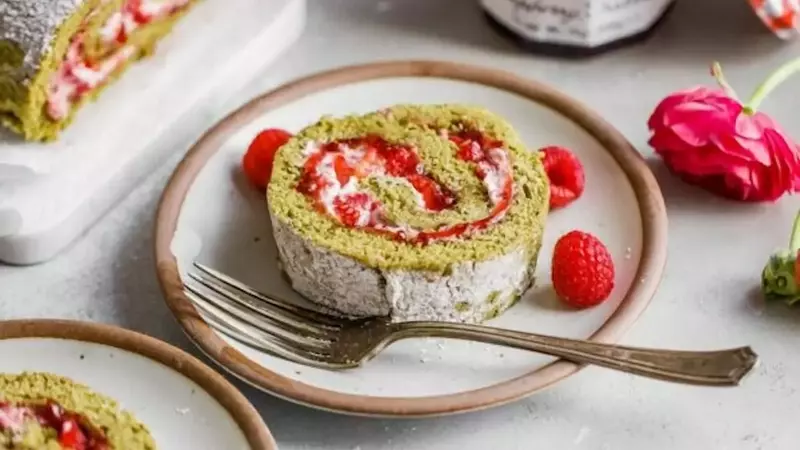 Twelve Exquisite Desserts to Delight Mothers on Their Special Day