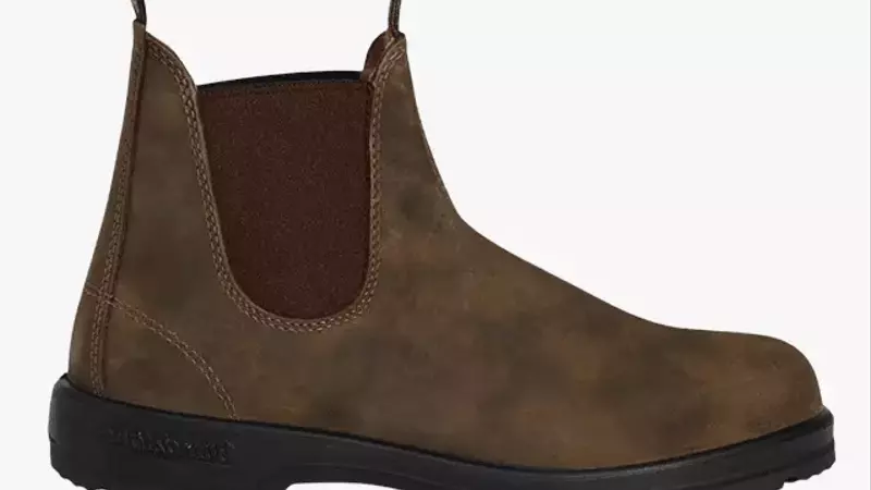 Jacob Elordi's Unassuming Style: From Red Carpet to Casual Comfort with Blundstone Boots