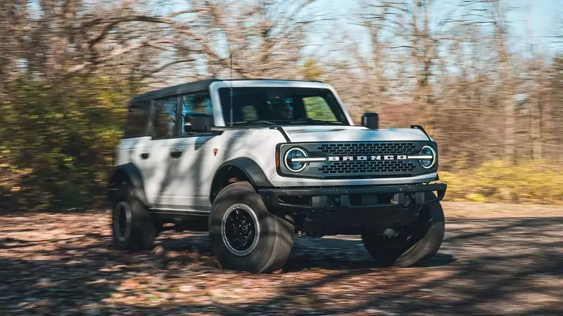 Ford Bronco Faces New Recall Over Drivetrain Issues