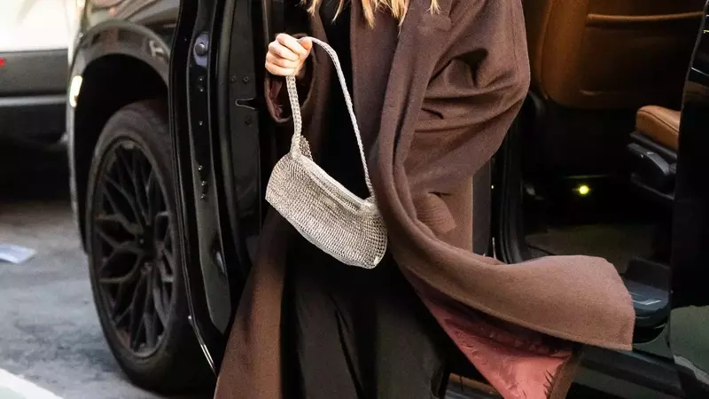 Jennifer Lawrence Embraces Bold Statement Bags for Spring