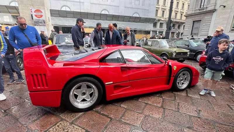 Piazza Affari: Milan's Unconventional Car Enthusiast Gathering