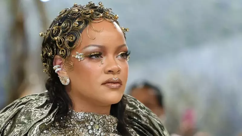 Rihanna's Met Gala 2026 'Living Sculpture' Hairstyle: A Masterpiece of Art Deco Glamour