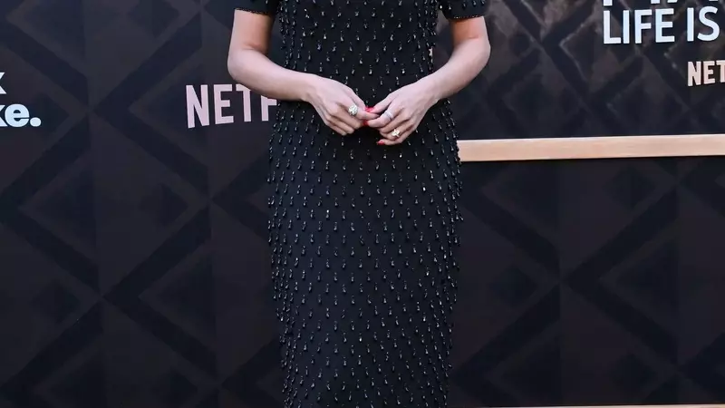 Selena Gomez's Red Carpet Style: A Nod to Vintage Glamour
