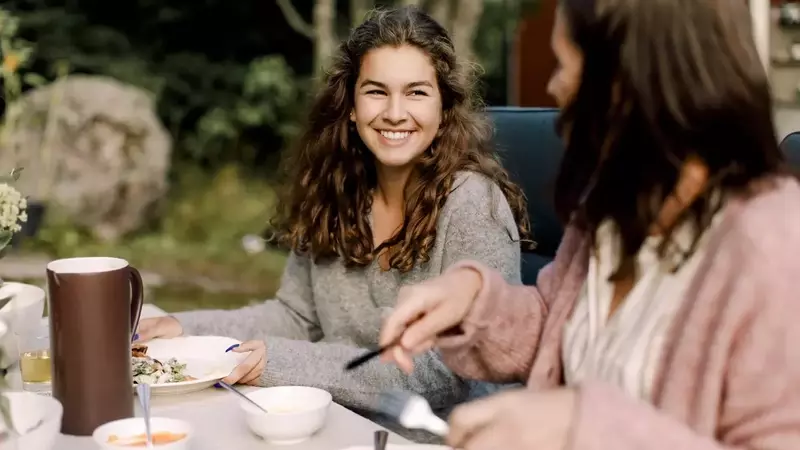Strengthening Bonds: Activities for Mothers and Teenage Daughters