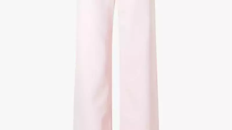 The Rise of Pale Pink Denim: A Fresh Take on a Classic