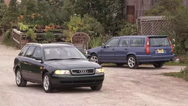 1998 Audi A4 Avant Quattro vs. Volvo V70 AWD: A Detailed Comparison