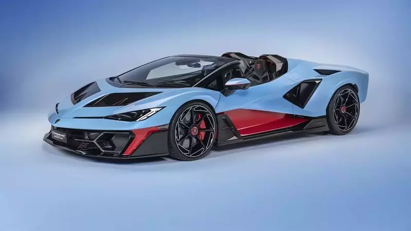 Lamborghini Unveils Fenomeno Roadster: A New Era of Open-Top Supercars