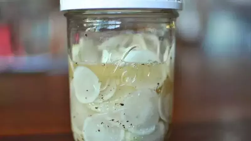 Crisp Pickled Hakurei Turnips: A Simple & Flavorful Recipe