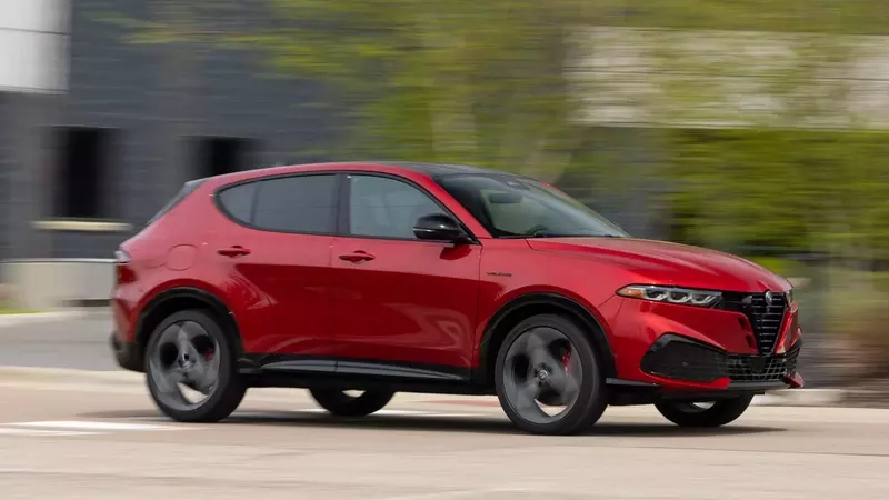 The Evolving 2026 Alfa Romeo Tonale: A Focused Performance Update