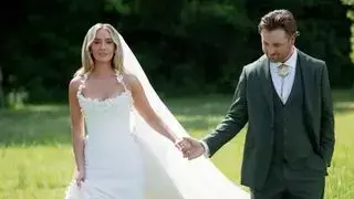Lainey Wilson and Devlin "Duck" Hodges' Enchanting Waterfall Wedding in Tennessee
