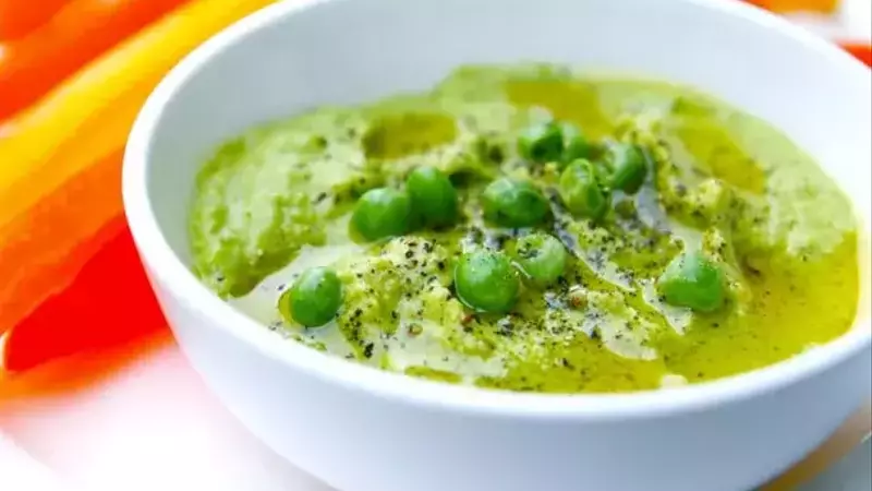 Creamy Green Pea Dip: A Fresh Alternative to Traditional Hummus