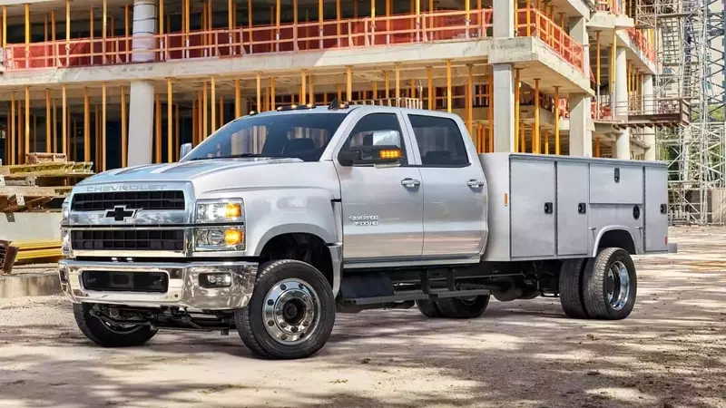 Chevrolet Halts Production of Medium-Duty Silverado Trucks