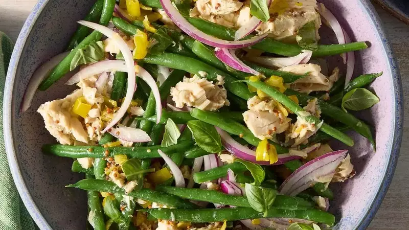 Nutritious Green Bean and Tuna Salad for a Quick Meal