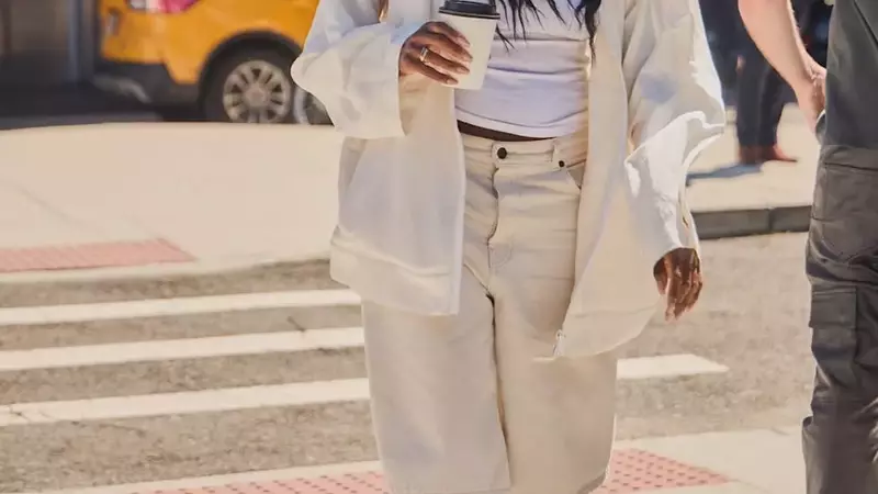 Essential Summer Style Guide: Key Trends and Outfit Formulas