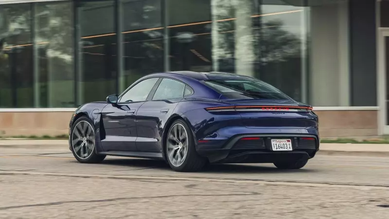 The 2025 Porsche Taycan 4: A Refined Electric Driving Experience