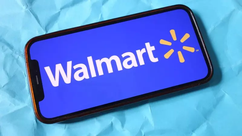 Walmart Slashes Price on Versatile 40-Piece Screwdriver and Socket Set by 49%
