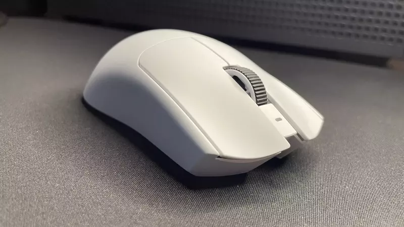 Razer Viper V4 Pro Warranty Concerns with Third-Party Mouse Skates