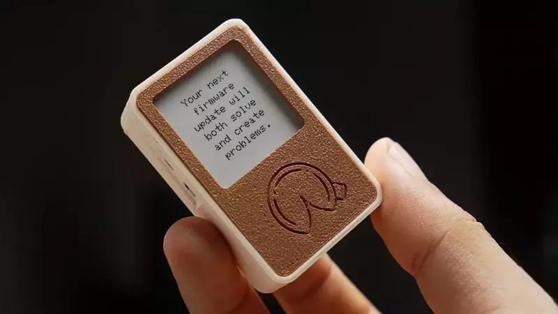 The EFortune Cookie: A Bite-Sized E-Paper Fortune Teller