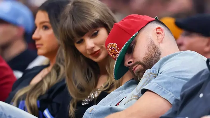 Celebrity Couple's Courtside Style Shines at NBA Game