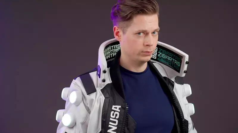 Cosplayer Crafts Real-Life Cyberpunk 2077 Jacket with Flexible OLED Collar