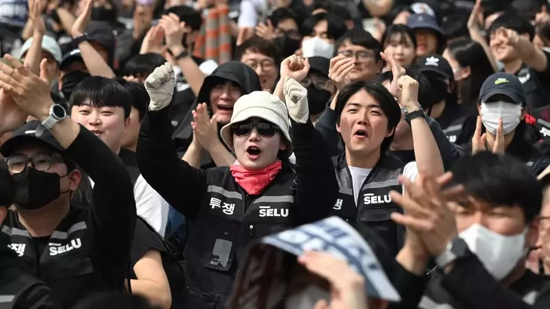 Samsung Workers Secure Historic Profit-Sharing Deal, Averting Strike and Boosting Compensation