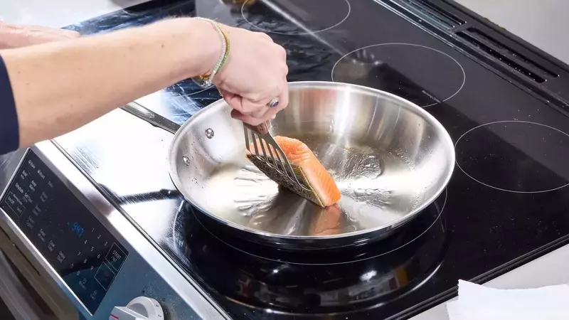Essential Non-Toxic Kitchenware Picks
