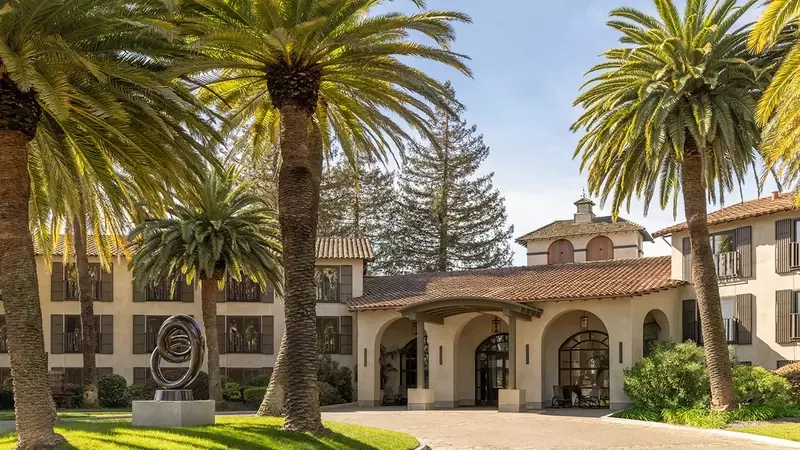 Hilton's Casa Mani Resort Debuts as Downtown Napa's Premier Full-Service Destination