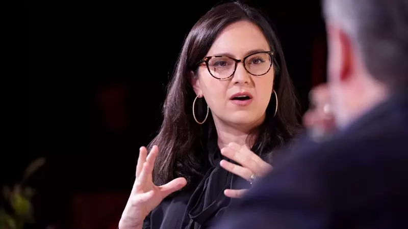 CBS News Shake-Up: Bari Weiss Addresses Scott Pelley's Departure from '60 Minutes'