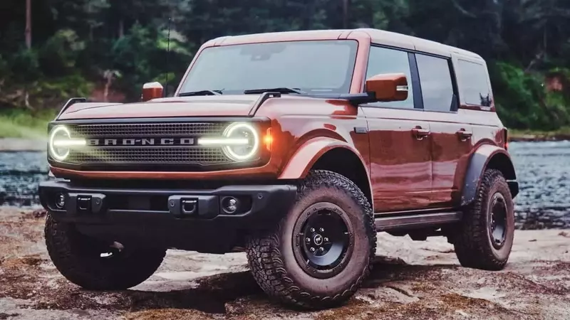 Ford Unveils Bronco Filson with Raptor Engine and Sasquatch Package