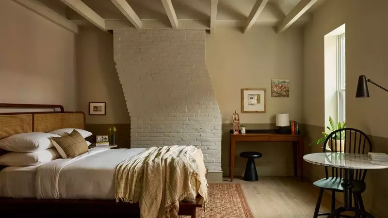 Philadelphia's Culinary and Accommodation Gems