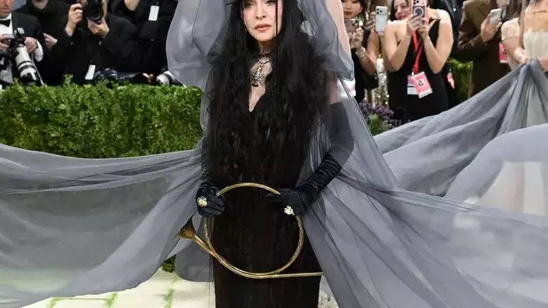 Madonna's Call to Disconnect and Reconnect at Concerts