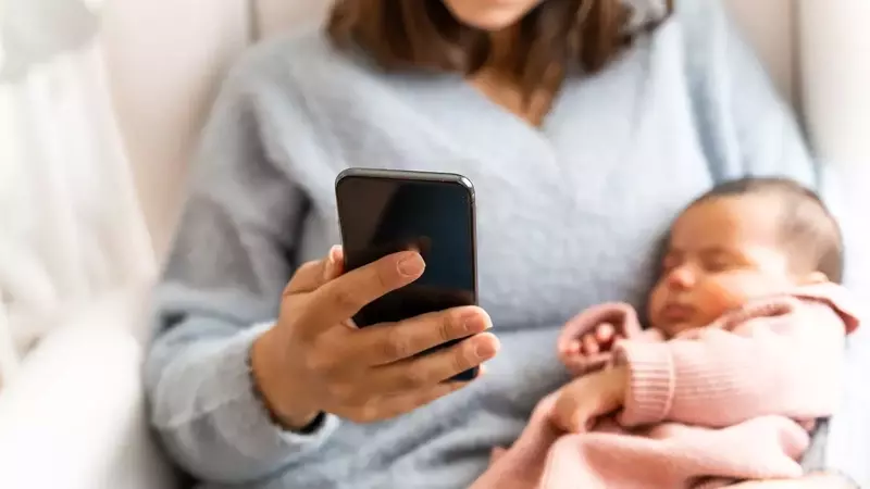 Ending Draining Mom Friendships: A Guide to Healthy Boundaries