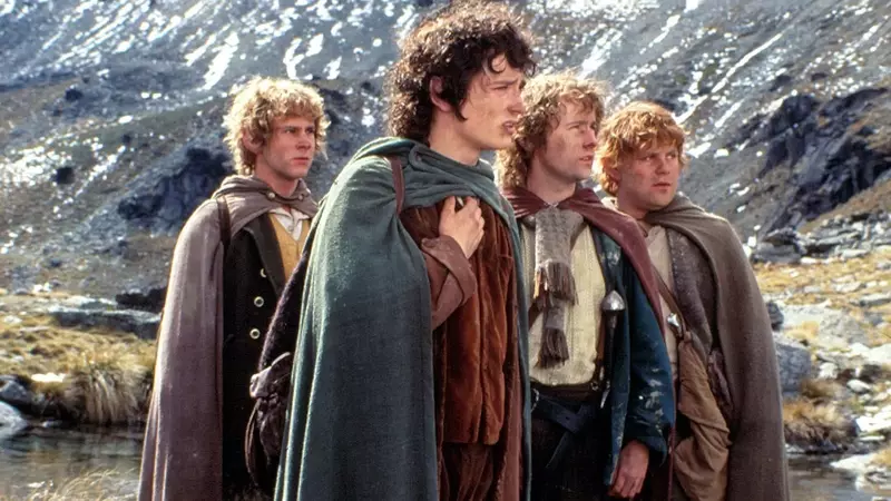 Lord of the Rings' 25th Anniversary Celebration at CCXP26 Featuring Elijah Wood